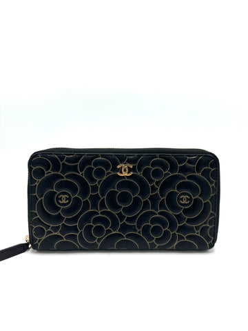 Black Lambskin Gold Border Camelia Flower Zippy Wallet