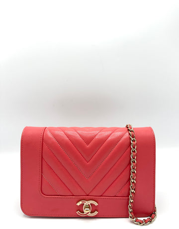 Pink Chevron GHW Wallet on Chain