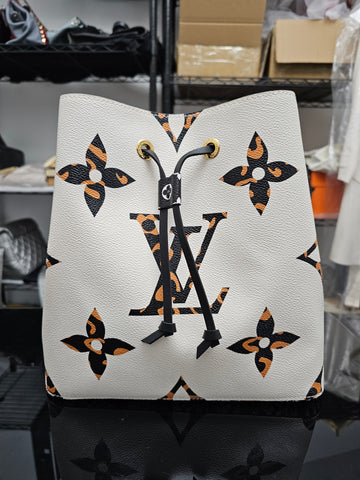SOLD ON LAYAWAY (Total Cost $2500) Ivoire Jungle Neo Noe