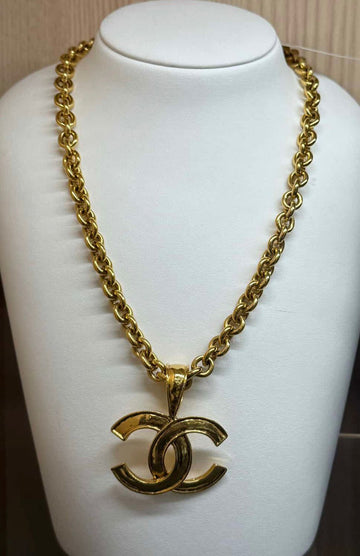 Gold CC Chain Necklace